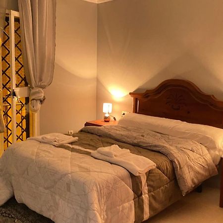 Suite Bahia Seville Exterior photo